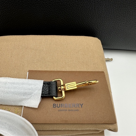 BURBERRY - Medium Leather Title Bag - Picture 3 of 14